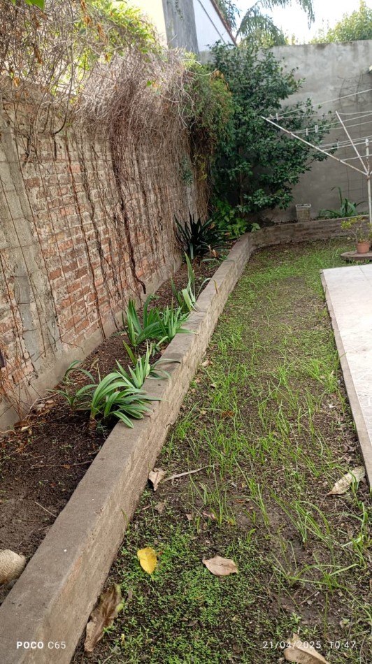 EN VENTA CASA - BARRIO SUR