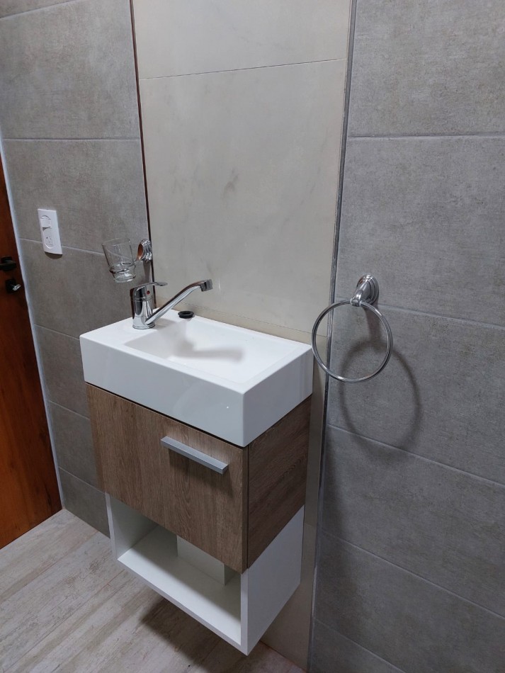 EN VENTA DEPARTAMENTO CON 2 DORMITORIOS - CENTRICO INTERNO / NUEVO A ESTRENAR