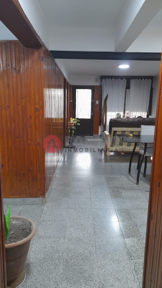 OPORTUNIDAD CASA EN VENTA - ALEM 2489