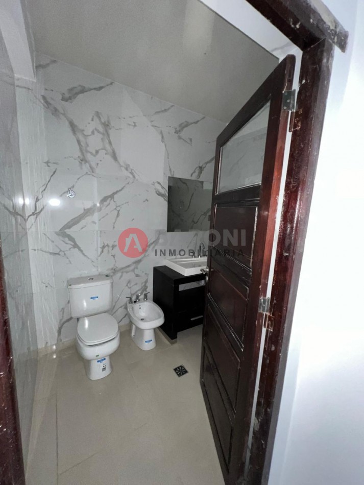 SE VENDE CASA - ZONA CENTRO ( SAN JUSTO SANTA FE)