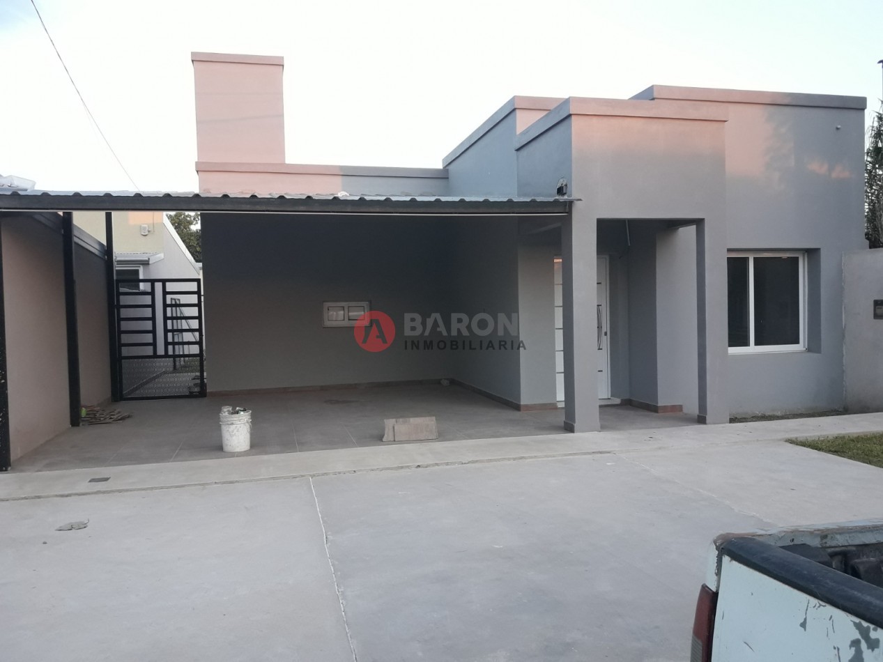 CASA  A ESTRENAR EN BARRIO PARQUE - VENDIDO
