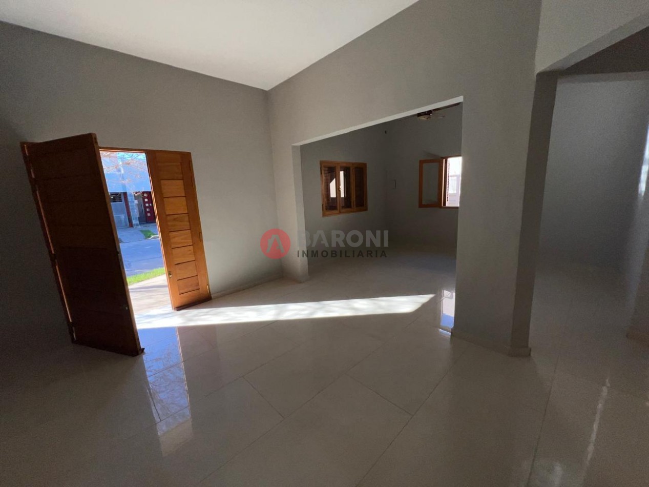 SE VENDE CASA - ZONA CENTRO ( SAN JUSTO SANTA FE)
