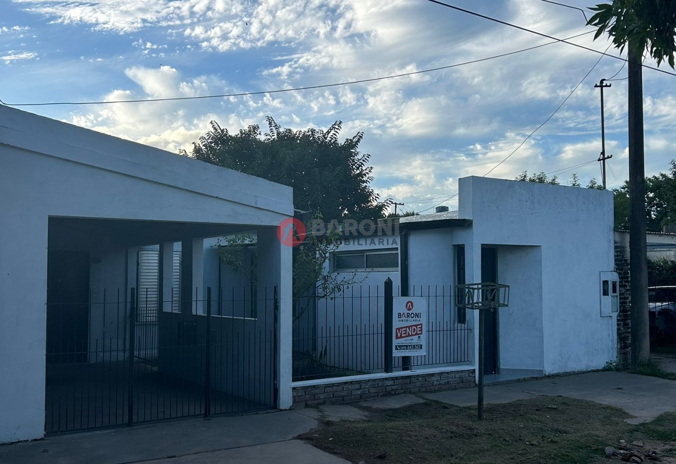 SE VENDE CASA EN SAN JUSTO PROVINCIA DE SANTA FE - COMBATIENTE MALVINAS 1756.