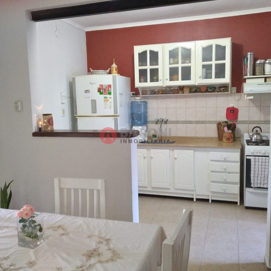 OPORTUNIDAD CASA EN VENTA 9 DE JULIO 2275 - INTERNO