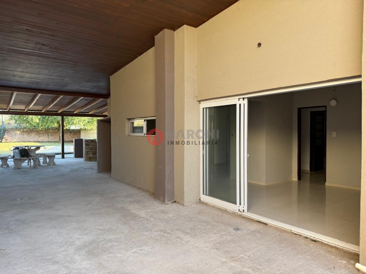 SE VENDE CASA - ZONA CENTRO ( SAN JUSTO SANTA FE)