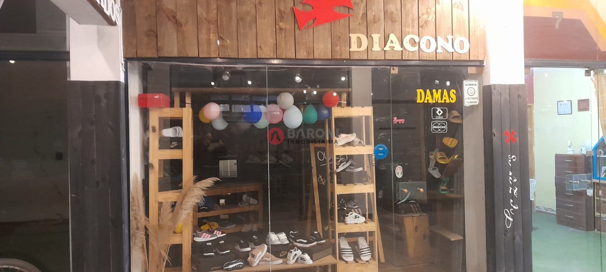 SE VENDE LOCAL COMERCIAL EN GALERIA TALA SAN JUSTO - PCIA. DE SANTA FE