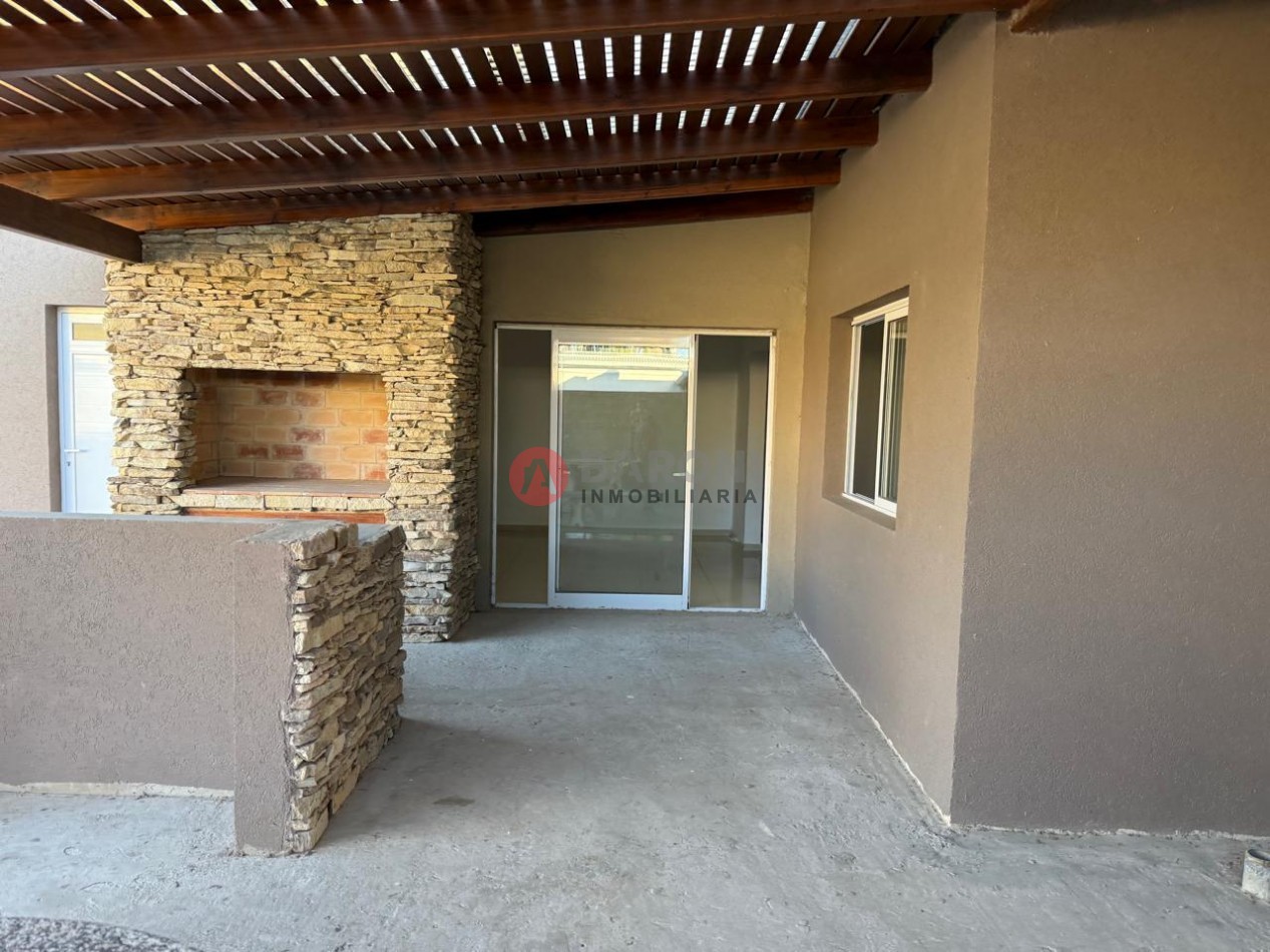 SE VENDE CASA - ZONA CENTRO ( SAN JUSTO SANTA FE)