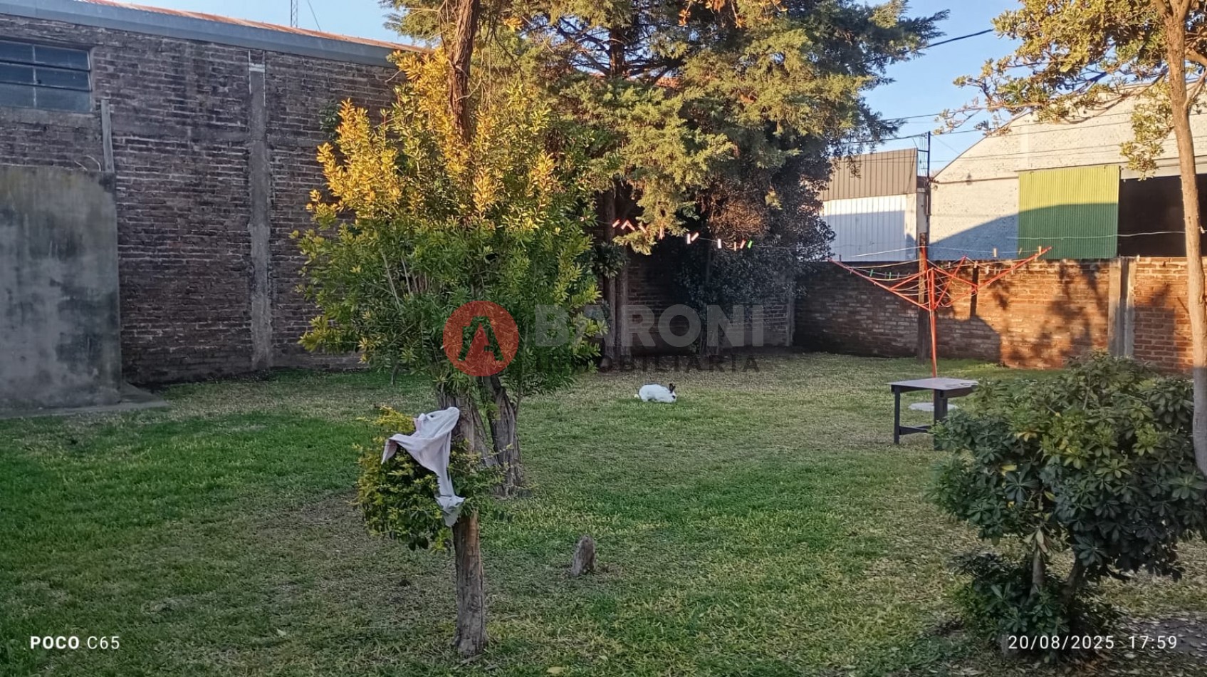 SE VENDE PROPIEDAD CENTRICA. MUY BUENA UBICACION / HIPOLITO IRIGOYEN 2562 SAN JUSTO SANTA FE.